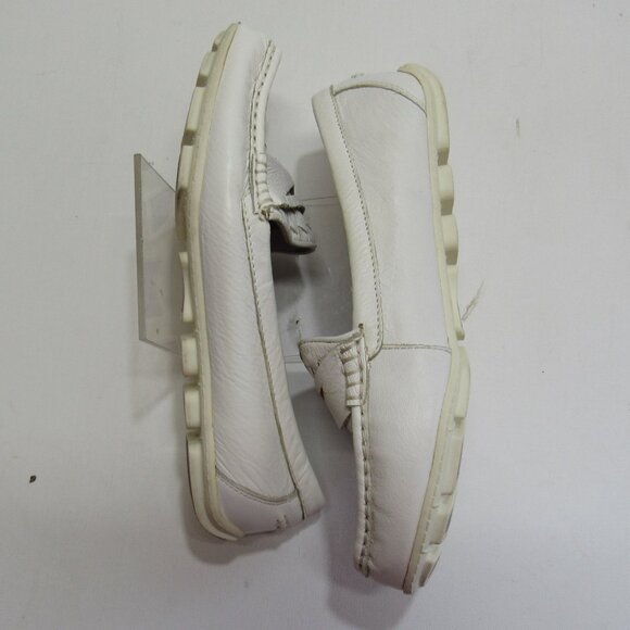 White Mountain Women's Textured Leather Driving Penny Loafers Flats Moccasins - Picture 6 of 11